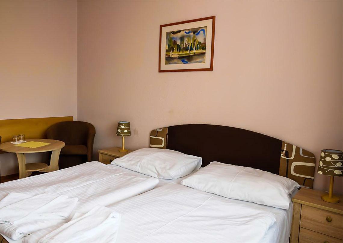 Hotel Atrium Malacky Εξωτερικό φωτογραφία